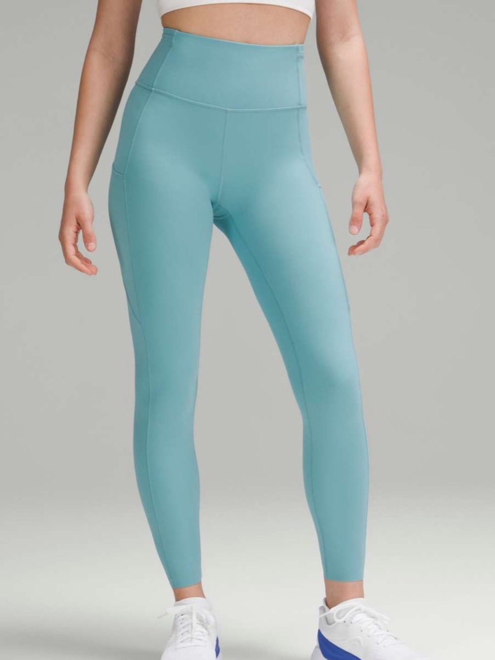 NWT Lululemon Fast and Free High-Rise Tight 25"
Tidal Teal